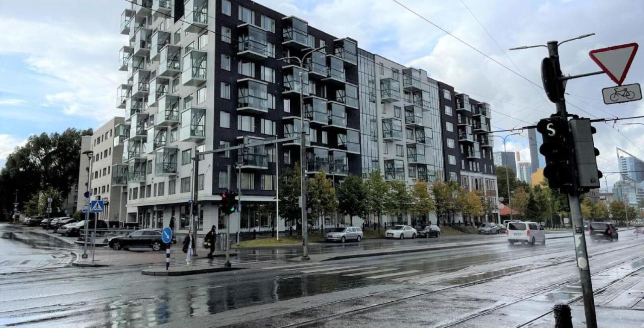 City Center Tartu Mnt - Free Parking 탈린 외부 사진